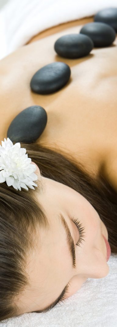 shoulder massage in swindon beauty salon
