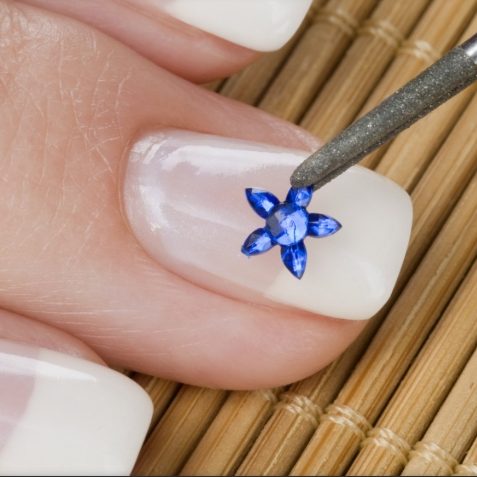 Nail tech, acrylic extensions in Swindon beauty salon